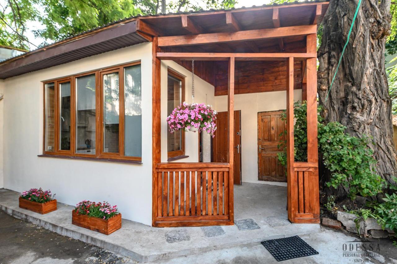 New Loft-style House In Center 公寓