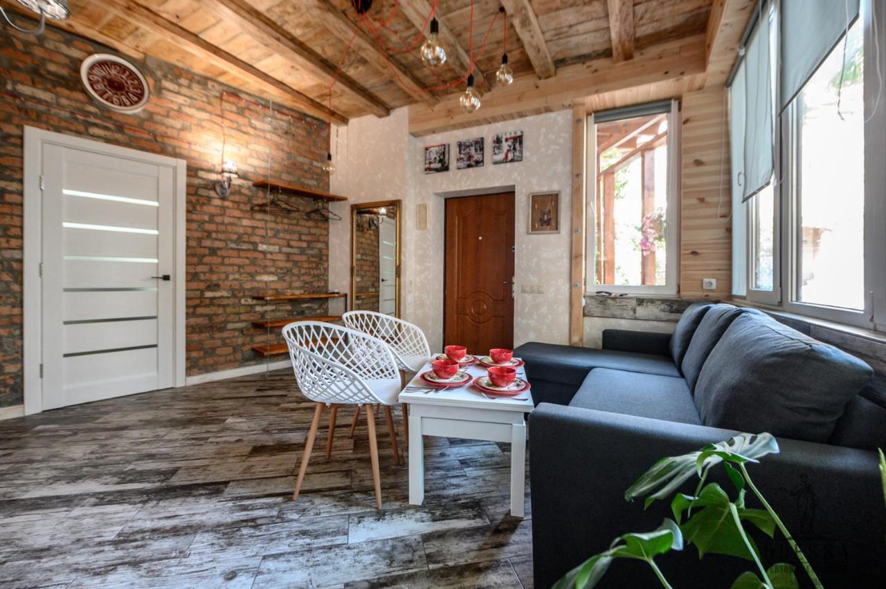 New Loft-style House In Center